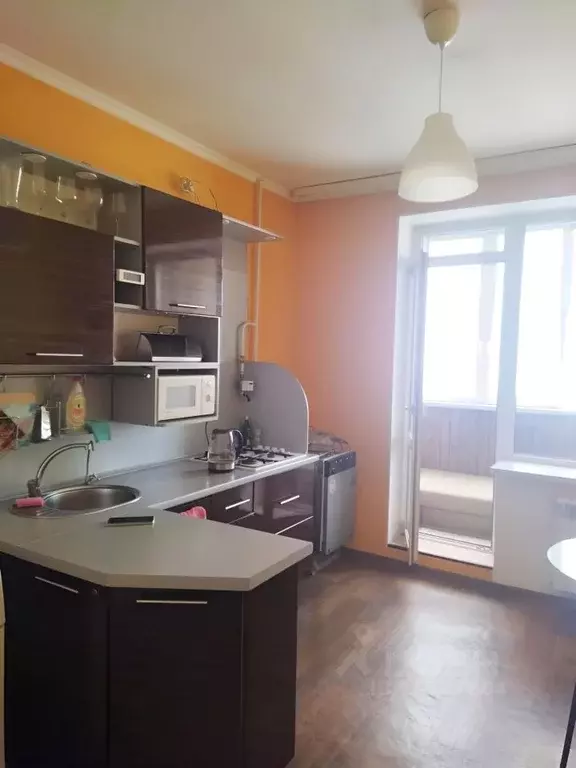 1-к кв. Омская область, Омск просп. Комарова, 15к3 (42.0 м) - Фото 1