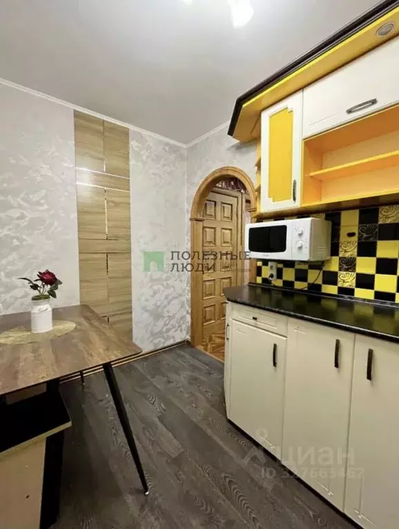 2-к кв. Белгородская область, Белгород ул. Белгородского полка, 25 ... - Фото 1