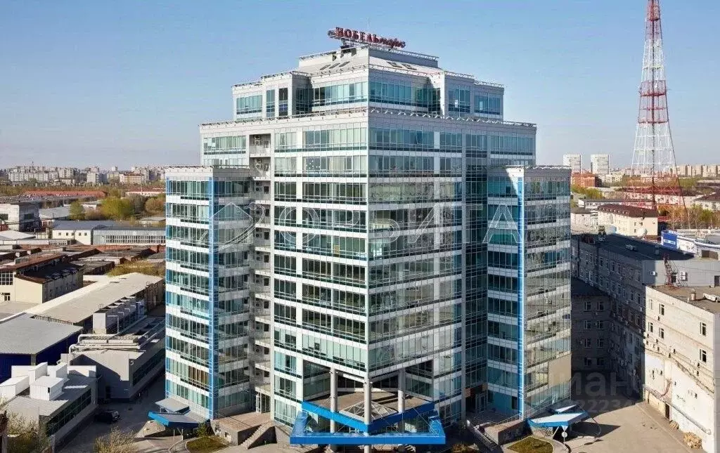 Офис в Тюменская область, Тюмень ул. Пермякова, 1с5 (19335 м) - Фото 1