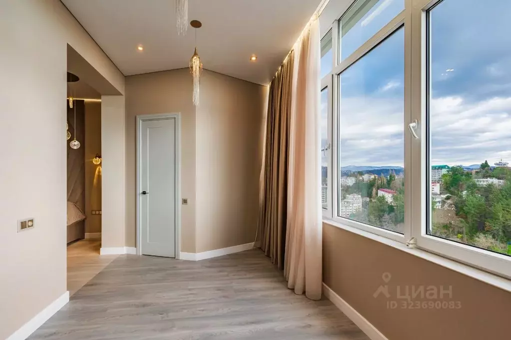 3-к кв. Краснодарский край, Сочи Центральный мкр, ул. Первомайская, 21 ... - Фото 2