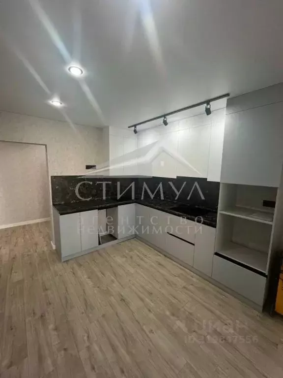 1-к кв. Саратовская область, Саратов ул. Имени Академика Н.Н. ... - Фото 0