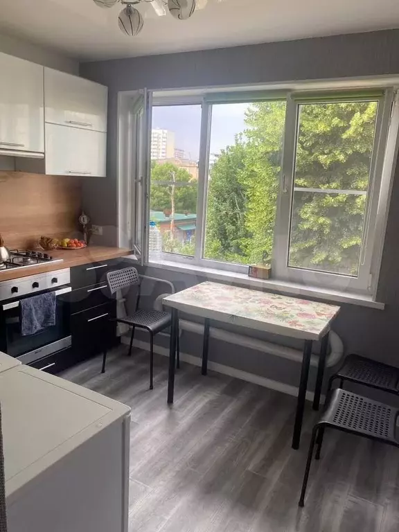 2-к. квартира, 38,5 м, 4/9 эт. - Фото 0