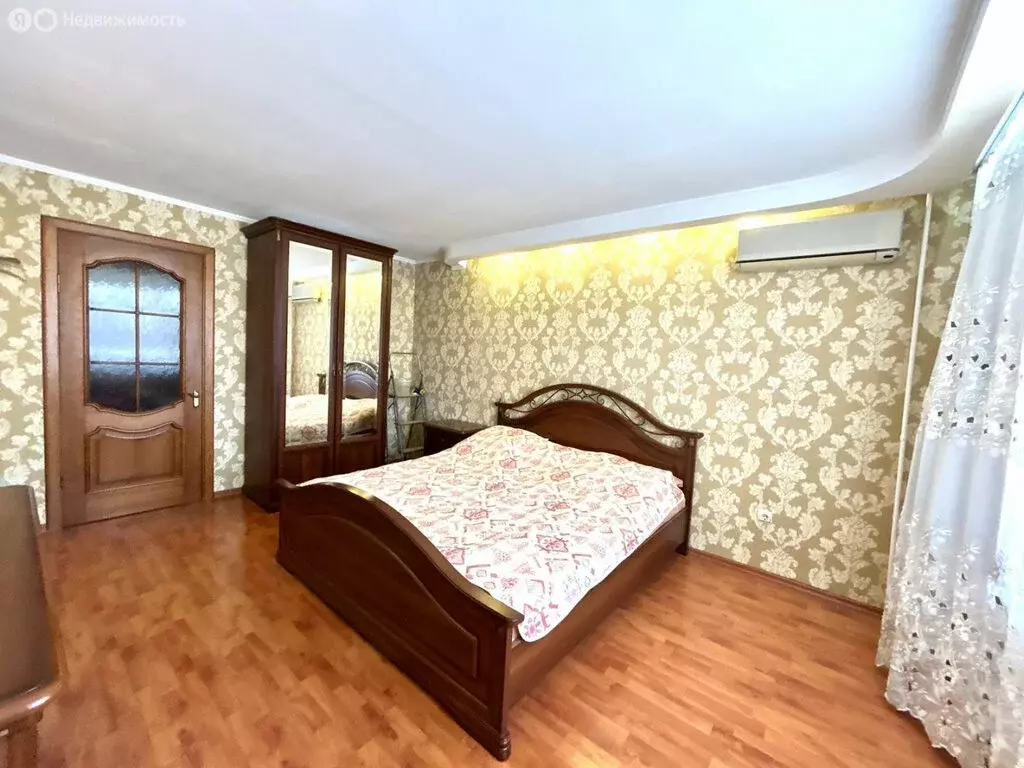 3-комнатная квартира: Барнаул, улица Малахова, 113 (78.8 м) - Фото 1