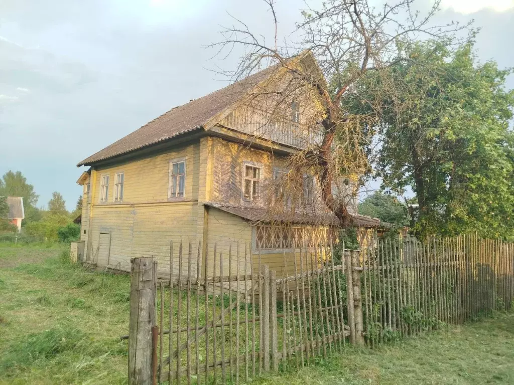 Дом в Новгородская область, Новгородский район, Пролетарское городское ... - Фото 0