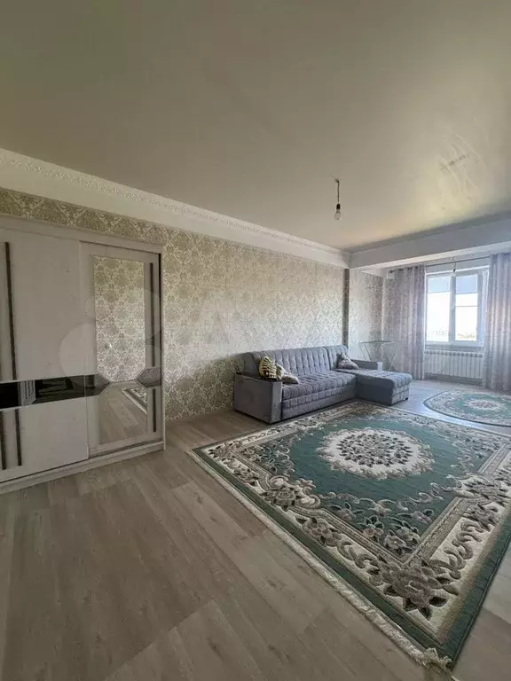 2-к. квартира, 70 м, 6/12 эт. - Фото 1