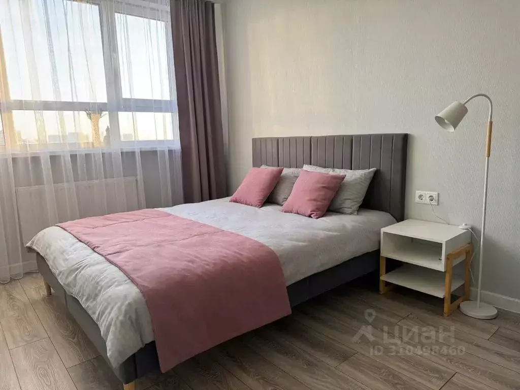 Студия Свердловская область, Екатеринбург ул. Лыжников, 3 (23.0 м) - Фото 1