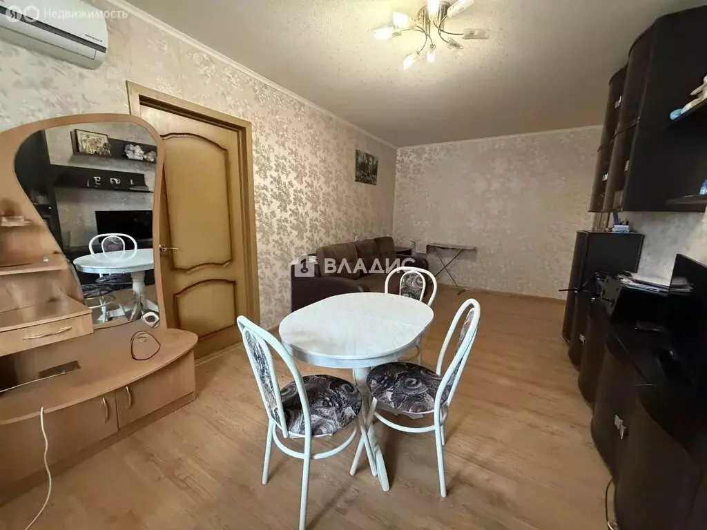 3-комнатная квартира: Наро-Фоминск, улица Шибанкова, 57 (55.4 м) - Фото 2