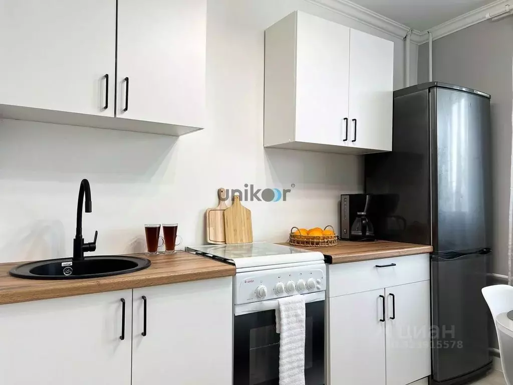 2-к кв. Брянская область, Брянск ул. Молодой Гвардии, 35 (54.0 м) - Фото 2