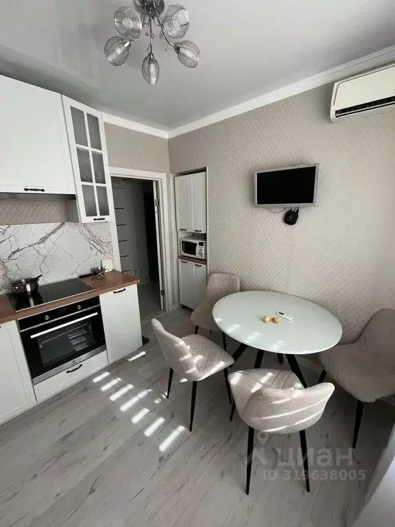 3-к кв. Ставропольский край, Ставрополь ул. Ленина, 417 (80.0 м) - Фото 0