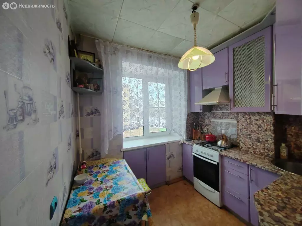 2-комнатная квартира: Бор, район Октябрьский, улица Победы, 12 (46.8 ... - Фото 1