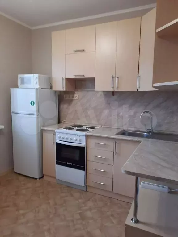 1-к. квартира, 32 м, 2/10 эт. - Фото 0