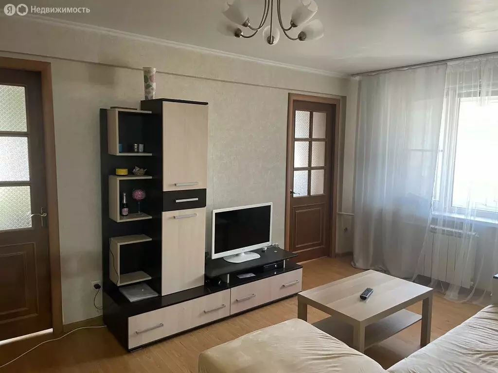 4-комнатная квартира: Астрахань, улица Богдана Хмельницкого, 53 (59.3 ... - Фото 0