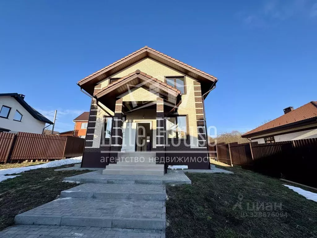 Дом в Калужская область, Калуга городской округ, д. Желыбино ул. ... - Фото 1