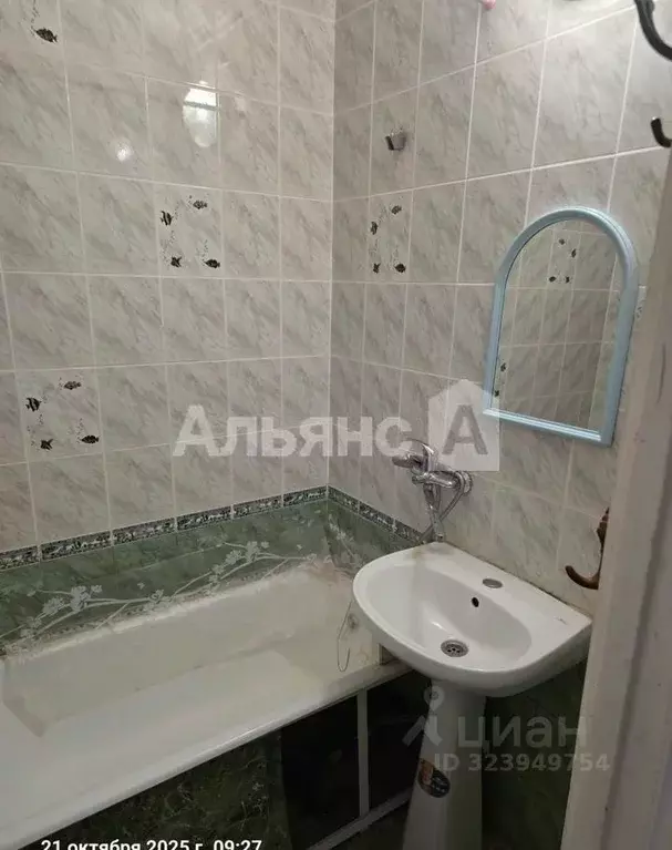 3-к кв. Ростовская область, Волгодонск ул. Гагарина, 23 (66.4 м) - Фото 2