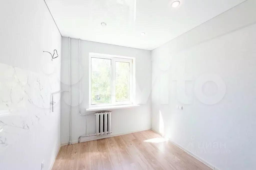 3-к кв. Брянская область, Брянск Бежицкая ул., 323 (64.0 м) - Фото 1