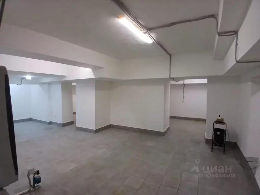 Помещение свободного назначения в Москва ул. Земляной Вал, 39/1С2 (84 ... - Фото 1