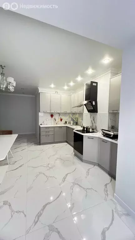 3-комнатная квартира: Владикавказ, улица Гастелло, 65/56 (133 м) - Фото 1