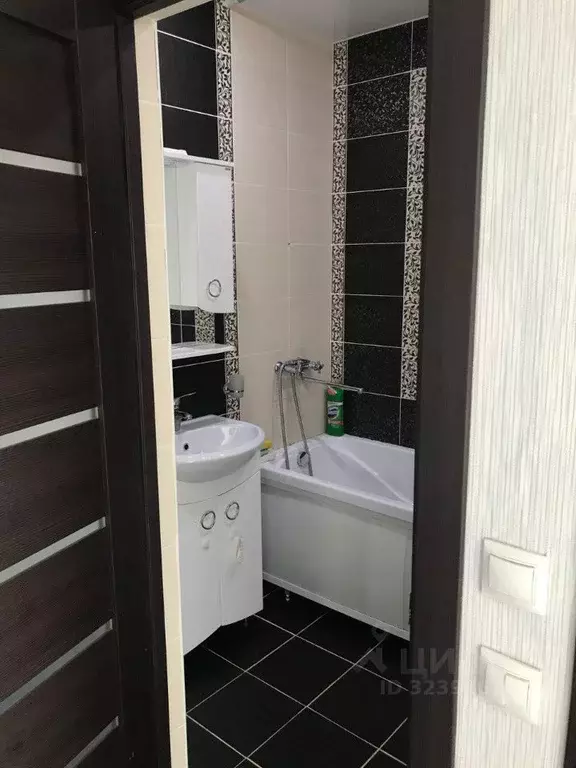 2-к кв. Иркутская область, Иркутск ул. Маяковского, 67/3 (54.0 м) - Фото 2