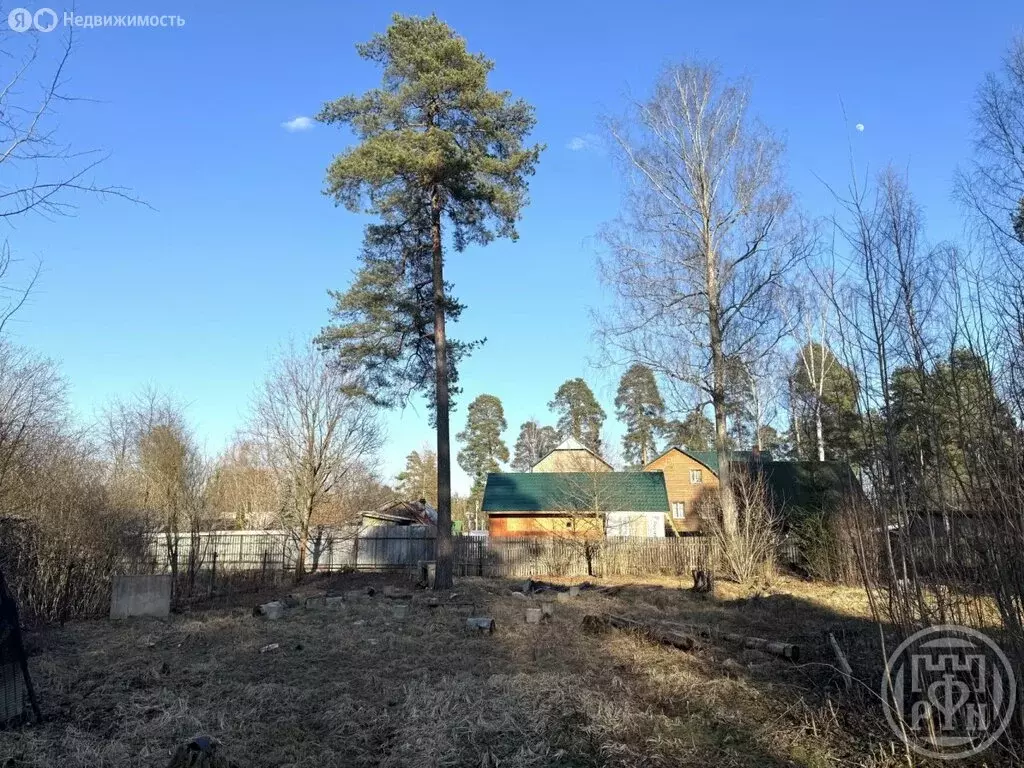 Участок в городской посёлок Вырица, Железнодорожная улица (12 м) - Фото 1