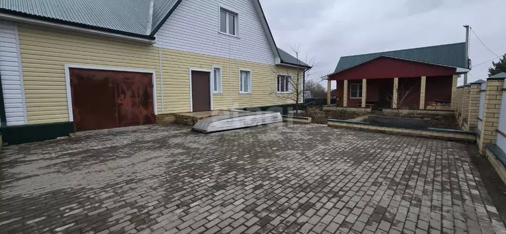 Дом в Липецкая область, Добровский муниципальный округ, с. ... - Фото 1