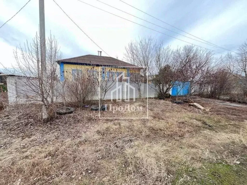 Дом в Белгородская область, Старооскольский городской округ, с. ... - Фото 1