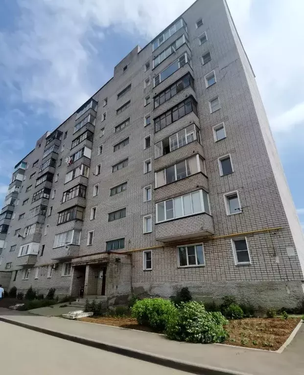 1-к кв. Кировская область, Киров Красный Химик мкр, ул. Красный Химик, ... - Фото 0