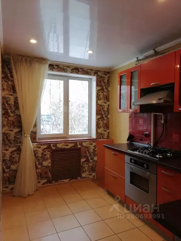 3-к кв. Пермский край, Пермь ул. Композитора Глинки, 15 (65.0 м) - Фото 0
