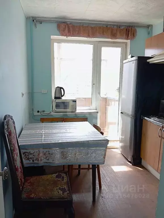 2-к кв. Вологодская область, Череповец Красная ул., 5 (50.2 м) - Фото 1