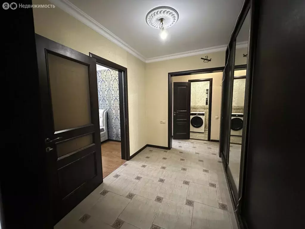 3-комнатная квартира: Каспийск, Каспийская улица, 4Г (68 м) - Фото 1