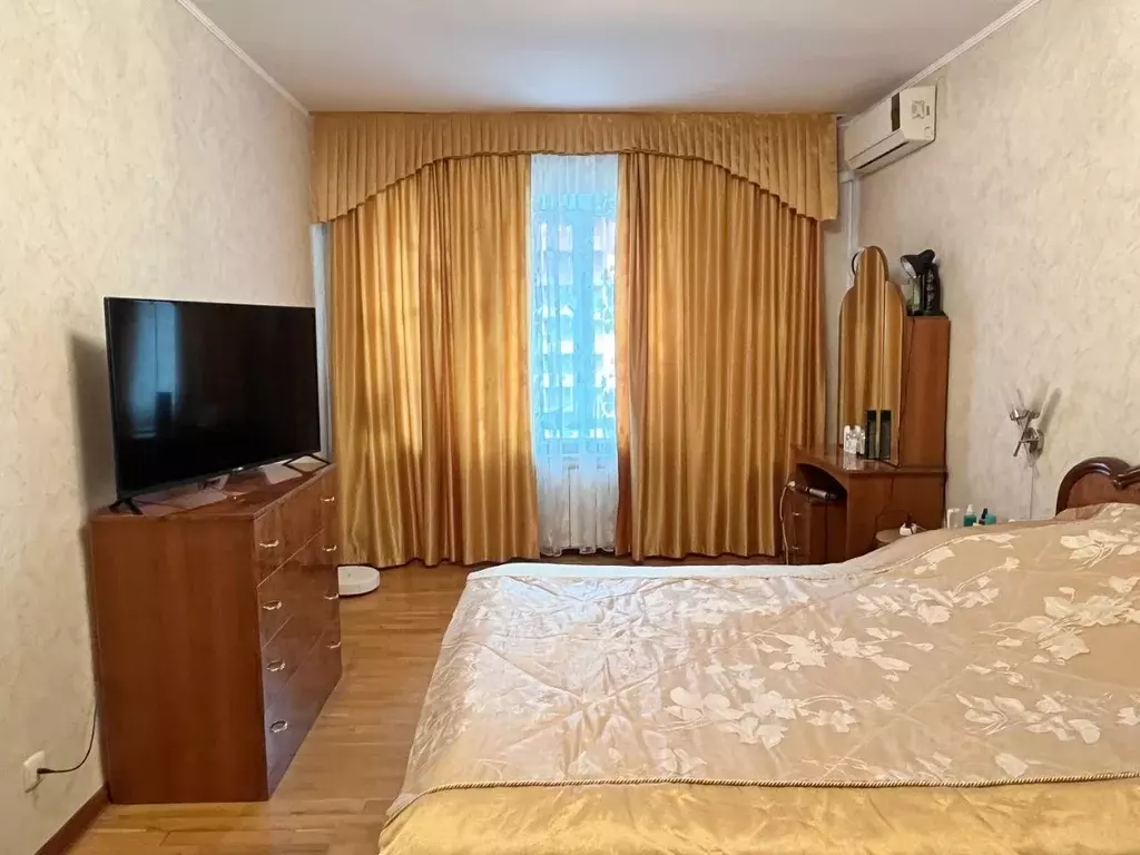 2-к кв. Нижегородская область, Нижний Новгород ул. Энгельса, 28 (61.8 ... - Фото 1
