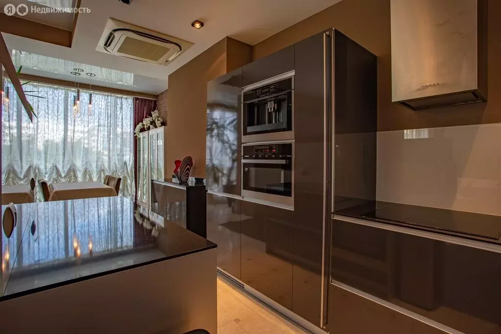 3-комнатная квартира: Владивосток, улица Металлистов, 5 (111.9 м) - Фото 2