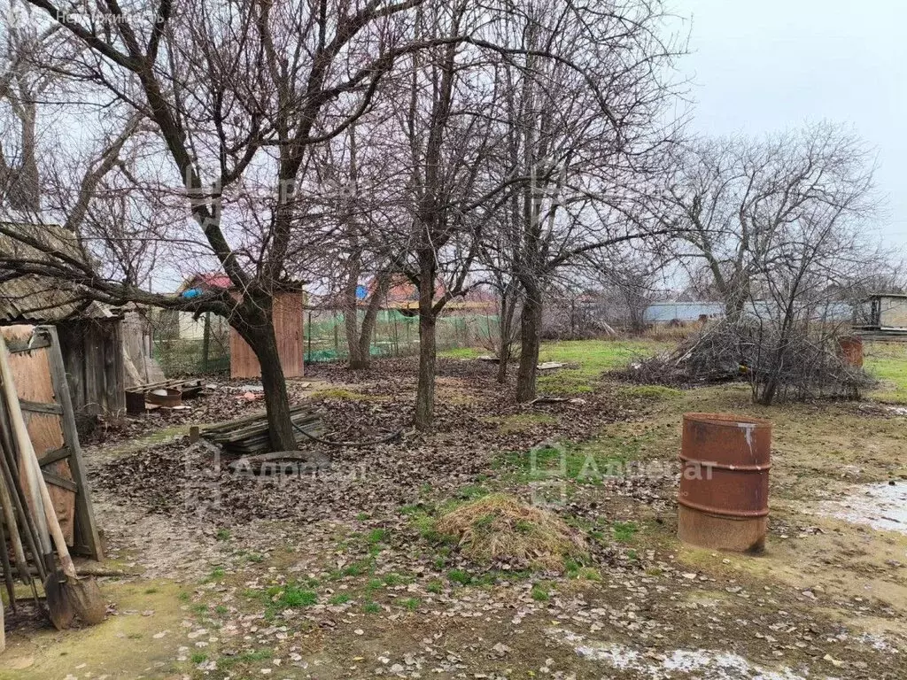 Дом в Волгоградская область, рабочий посёлок Светлый Яр, Совхозный ... - Фото 1
