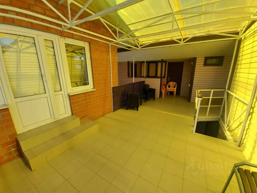 Дом в Краснодарский край, Ейск ул. Павлова (190 м) - Фото 1