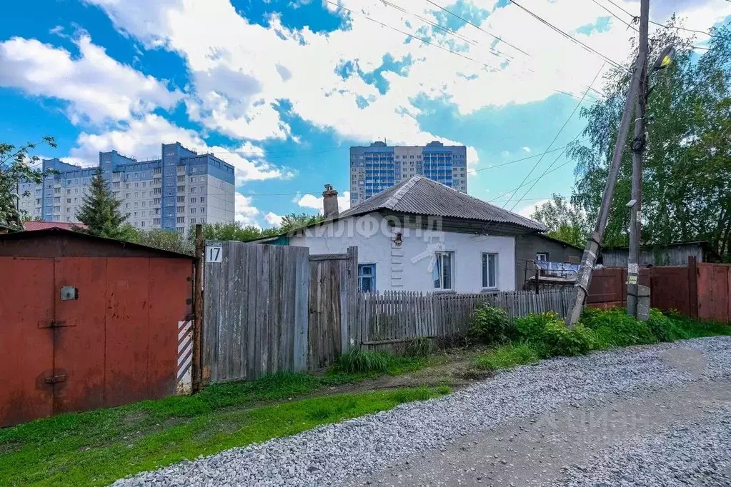 Дом в Новосибирская область, Новосибирск 2-й Вертковский пер. (72 м) - Фото 0
