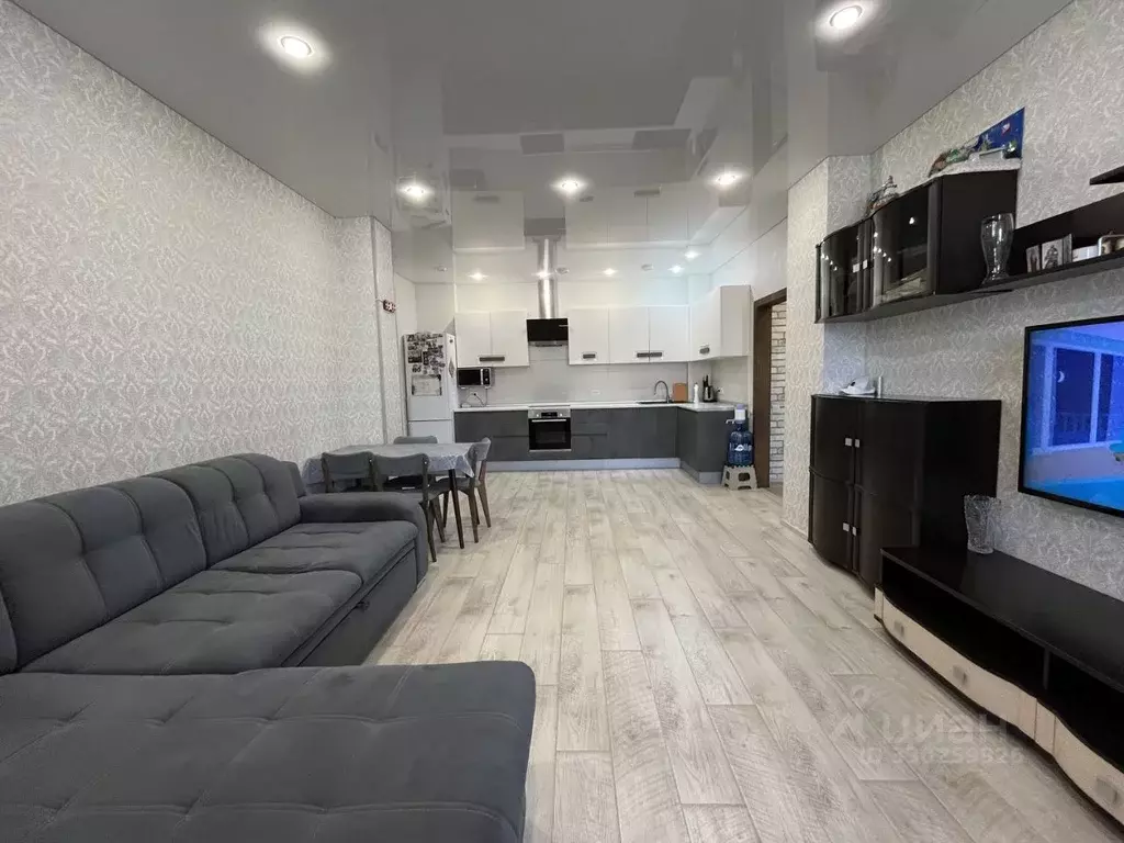 3-к кв. Челябинская область, Челябинск ул. Татищева, 258 (101.4 м) - Фото 1
