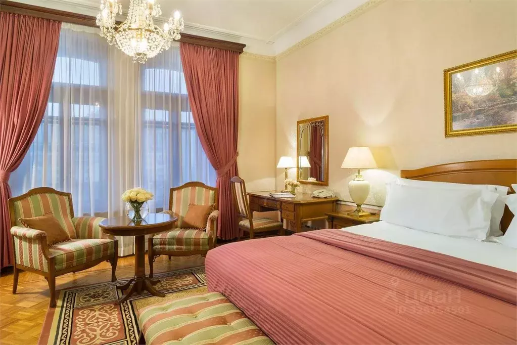 Комната Москва Театральный проезд, 2 (35.0 м) - Фото 1