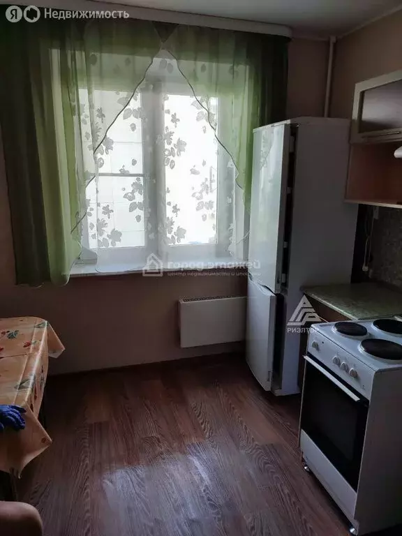 2-комнатная квартира: Челябинск, улица Салавата Юлаева, 22 (58 м) - Фото 0