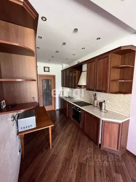 3-к кв. Тюменская область, Тюмень ул. Осипенко, 73 (122.0 м) - Фото 2