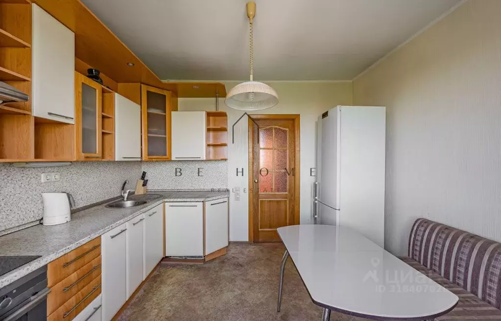 3-к кв. Санкт-Петербург Камышовая ул., 46К1 (70.0 м) - Фото 0