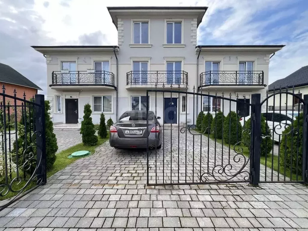 Таунхаус в Калининградская область, Гурьевск ул. 50-летия Победы, 42 ... - Фото 1