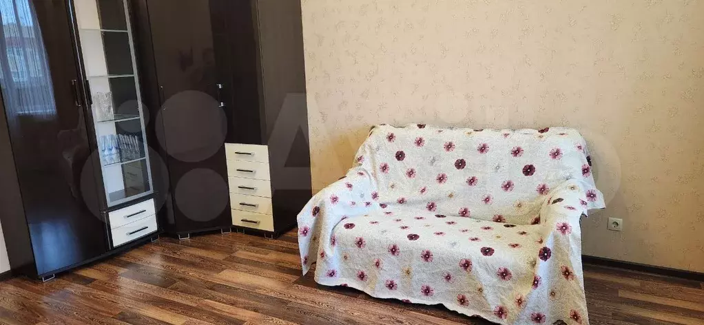 1-к. квартира, 40 м, 8/16 эт. - Фото 1