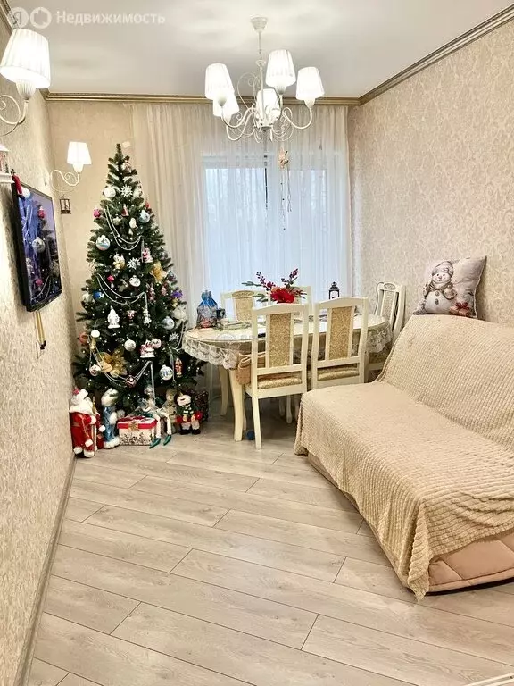 3-комнатная квартира: посёлок городского типа Измайлово, Центральная ... - Фото 1