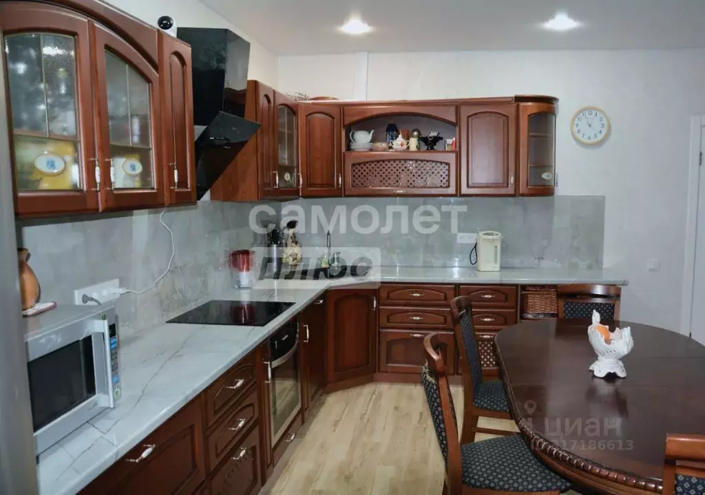 3-к кв. Белгородская область, Старый Оскол Степной мкр, 5 (98.0 м) - Фото 0