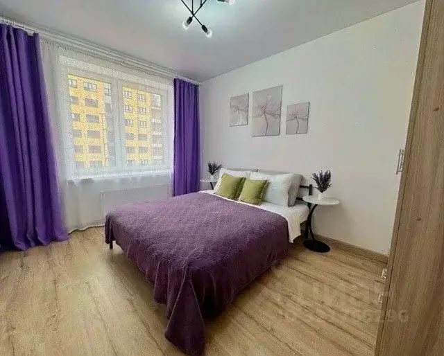 1-к кв. Тюменская область, Тюмень ул. Ильи Кургузова, 6 (40.0 м) - Фото 1