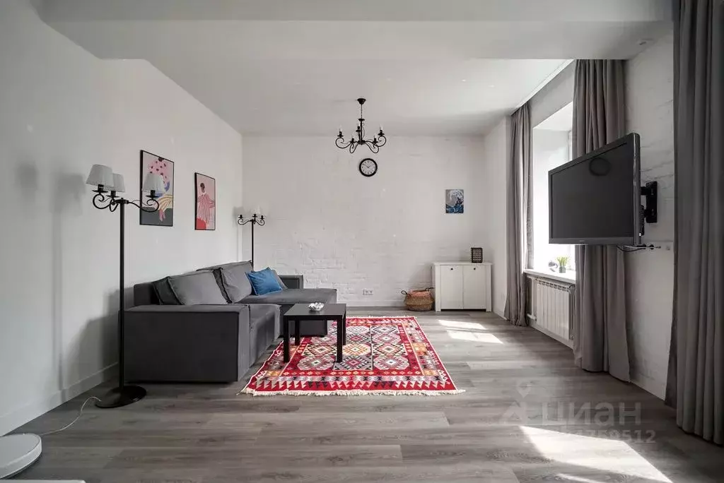 1-к кв. Санкт-Петербург ул. Декабристов, 13 (63.0 м) - Фото 1