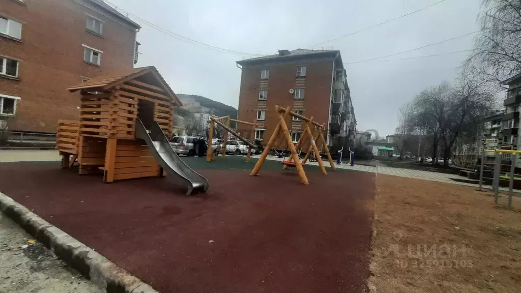 2-к кв. Алтай, Горно-Алтайск ул. Григория Чорос-Гуркина, 72 (52.2 м) - Фото 2