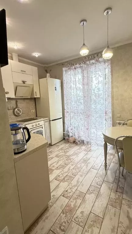 2-к кв. Омская область, Омск Учебная ул., 20 (60.0 м) - Фото 2