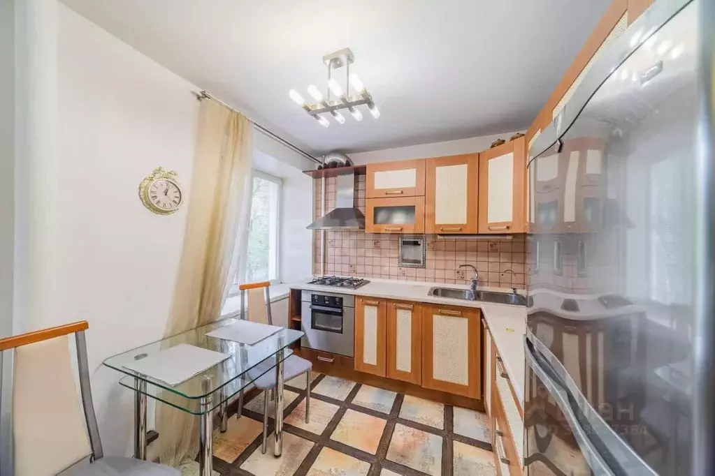 2-к кв. Саратовская область, Саратов ул. Имени В.Г. Рахова, 137 (43.8 ... - Фото 0