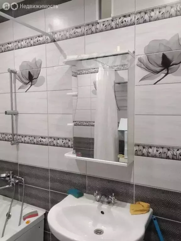 3-комнатная квартира: Тюмень, улица Валентины Трофимовой, 13 (83.3 м) - Фото 1