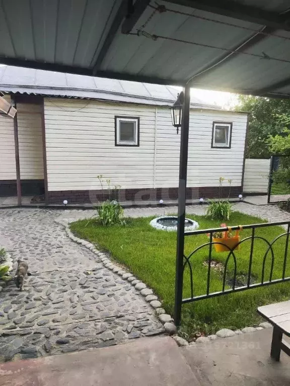 Дом в Белгородская область, Валуйский муниципальный округ, с. Шелаево ... - Фото 1
